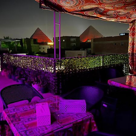 مبيت وإفطار Kafret el-Gabal Jana Pyramids View In 3 المظهر الخارجي الصورة