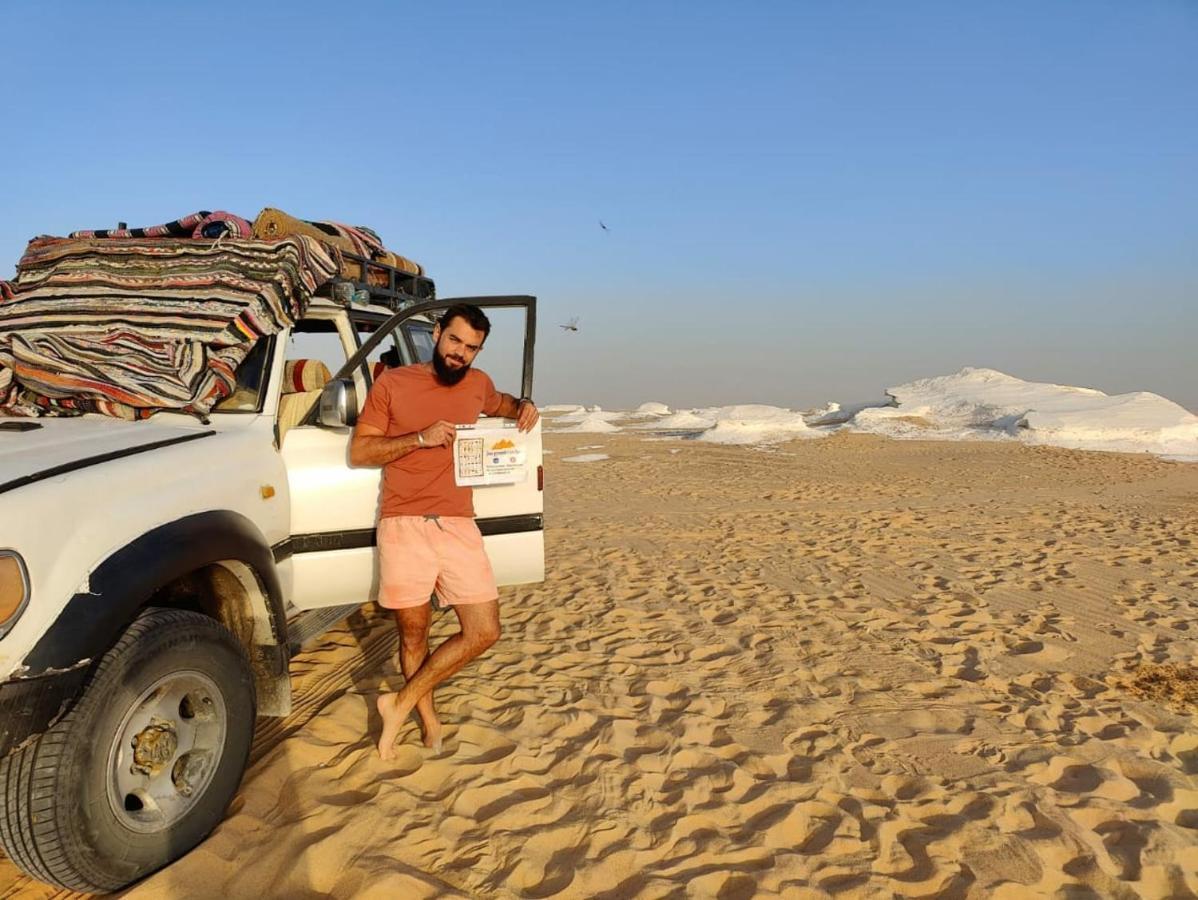 مبيت وإفطار Kafret el-Gabal Jana Pyramids View In 3 المظهر الخارجي الصورة