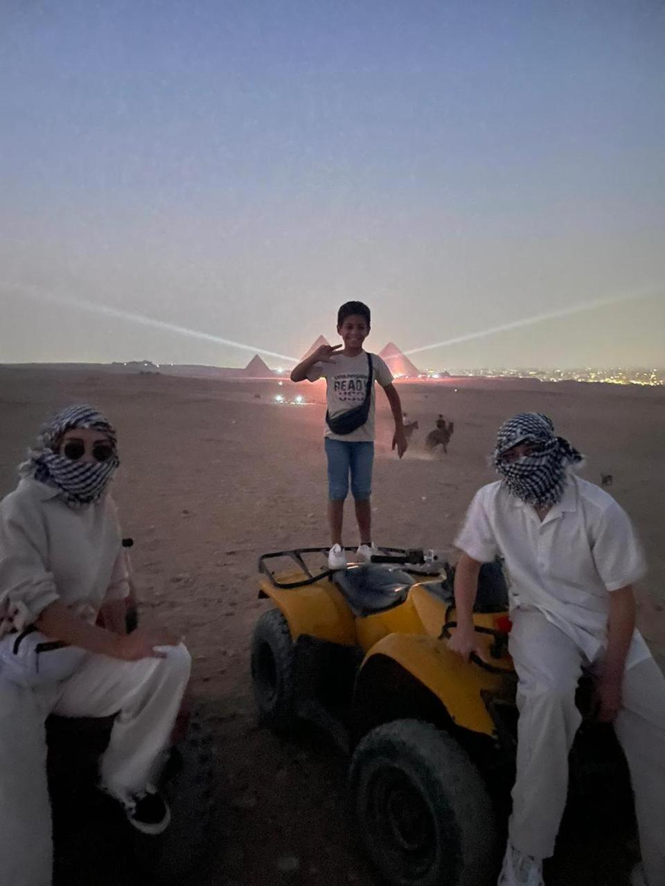 مبيت وإفطار Kafret el-Gabal Jana Pyramids View In 3 المظهر الخارجي الصورة
