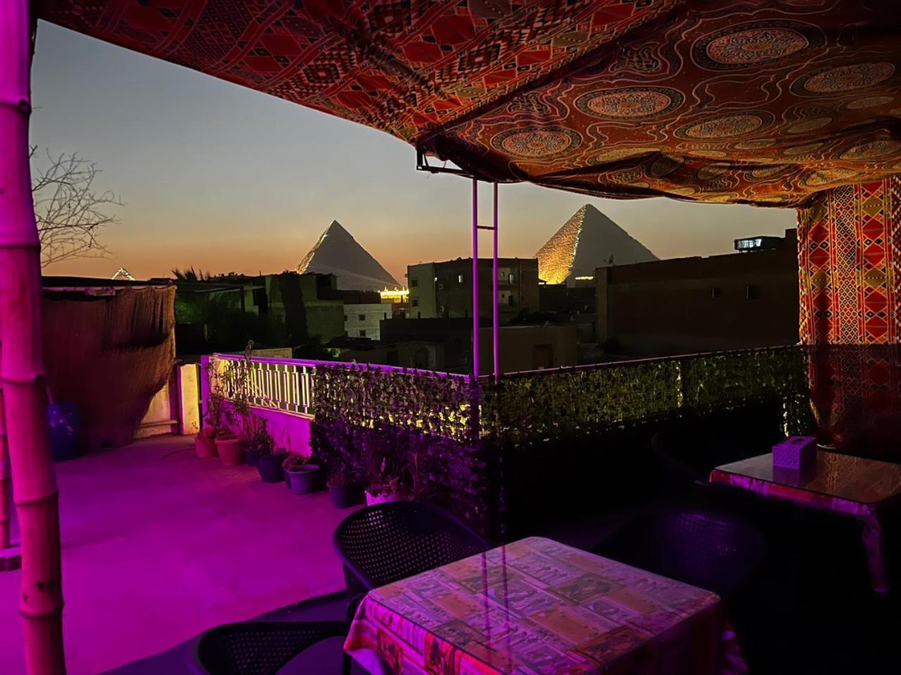 مبيت وإفطار Kafret el-Gabal Jana Pyramids View In 3 المظهر الخارجي الصورة